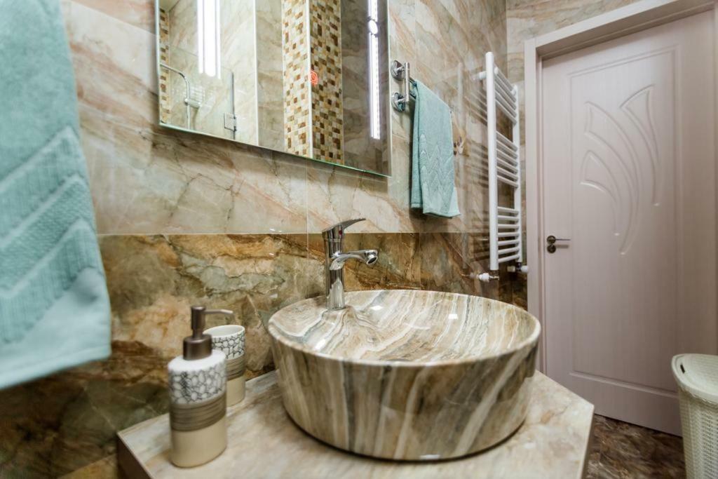 "Stella Artois"- Apartment Tbilisi Luaran gambar